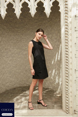 Mansi Kapoor in The Aftereight Bloom Shift Dress