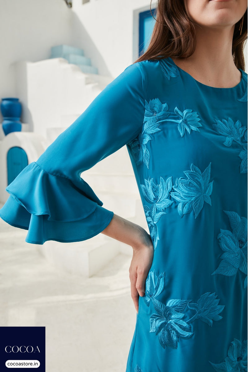 Heena Bharti in The Casablanca Lily Aqua-Bloom Dress