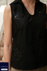 Mehak Bakshi in The Sizzle Hibiscus Top